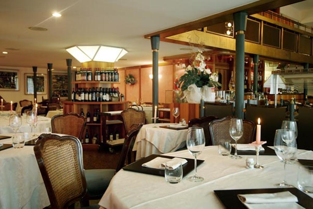 Duca D'Aosta Hotel Restaurant foto